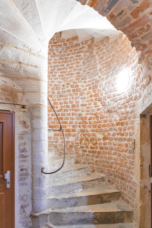 Appartement Renaissance à Bourg-en-Bresse Extérieur photo